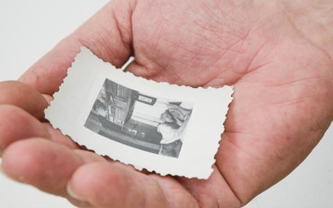 Florian Kiniques-photographie-main-photographie ancienne
